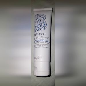 NWT Briogeo Scalp Revival Charcoal + Coconut Oil Micro-Exfoliating Shampoo 2 oz.